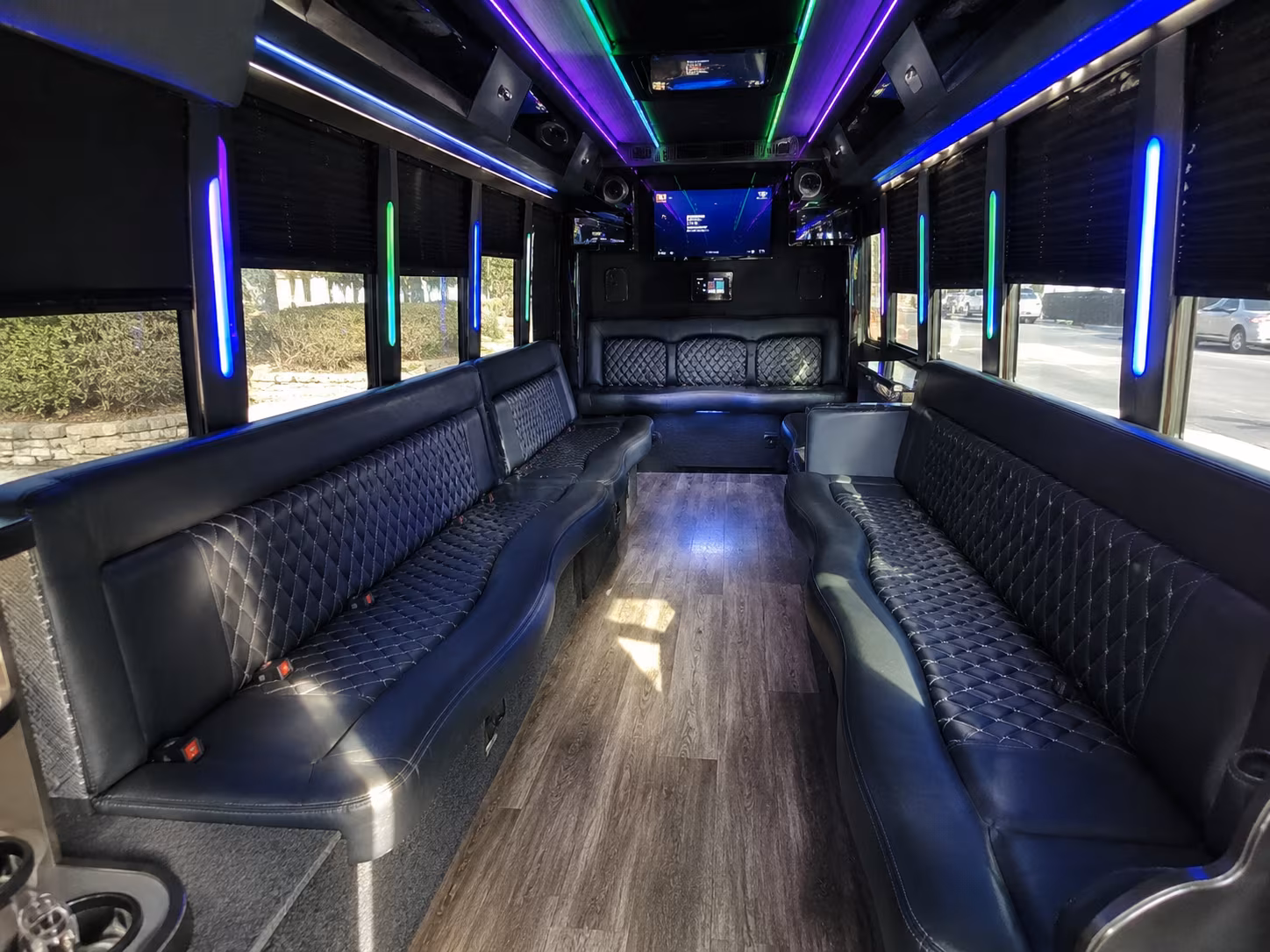 casper 15 passenger party bus interior