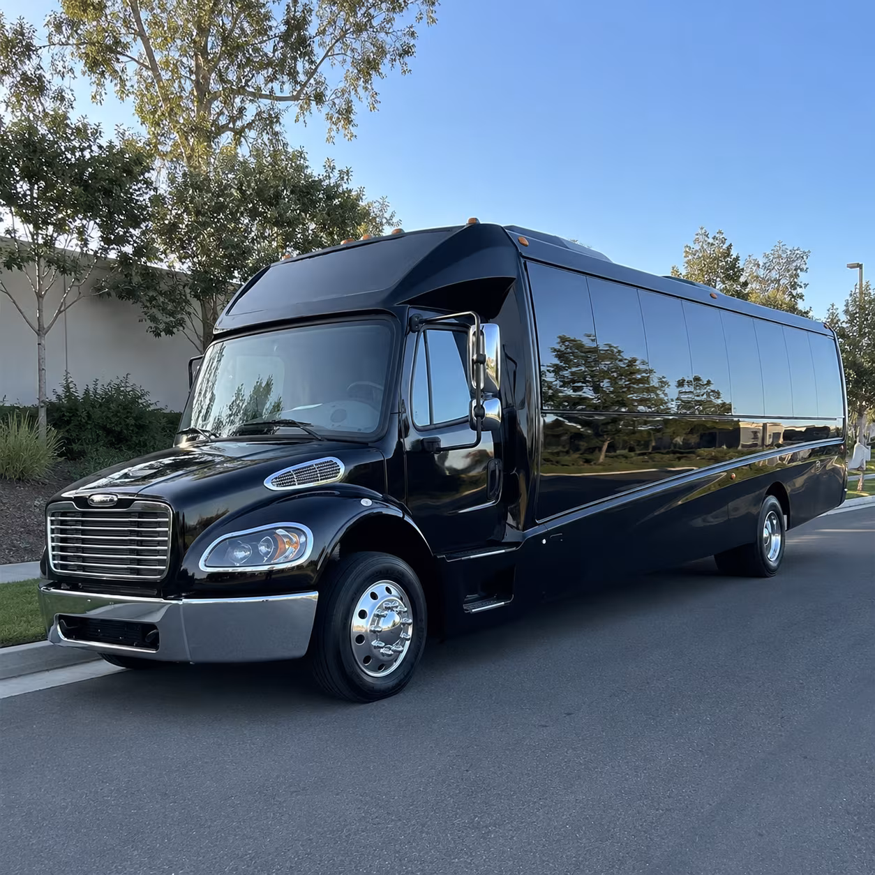 casper 30 passenger minibus