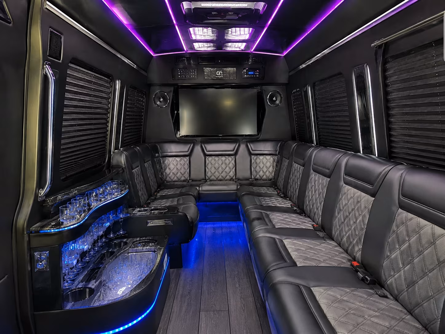 hotel to venue shuttle buses for multi day corporate events in casper